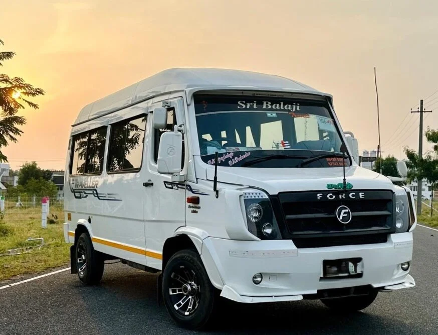 Tempo Traveller rental in Varanasi